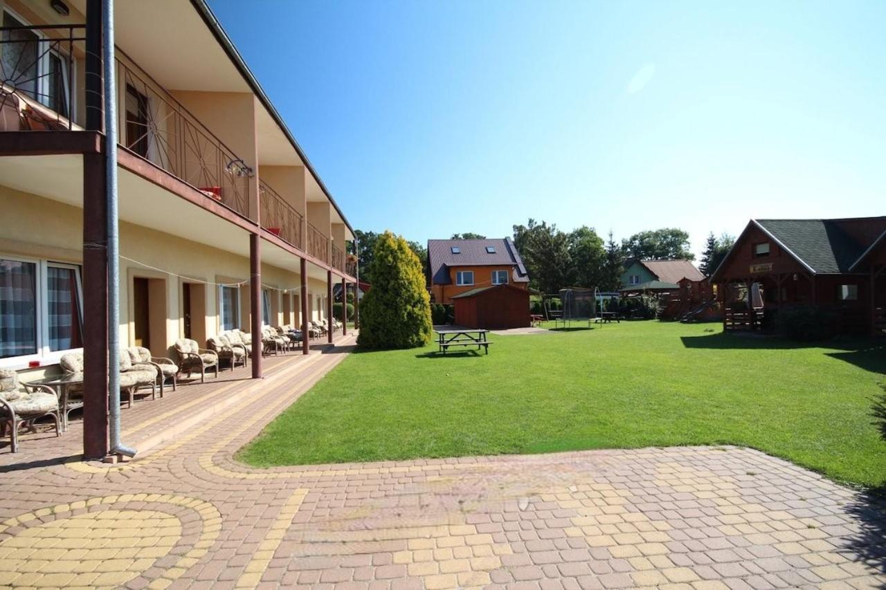 Pokoje I Domki Nadmorskie - Bajkowa Mierzeja Stegna  Exterior foto